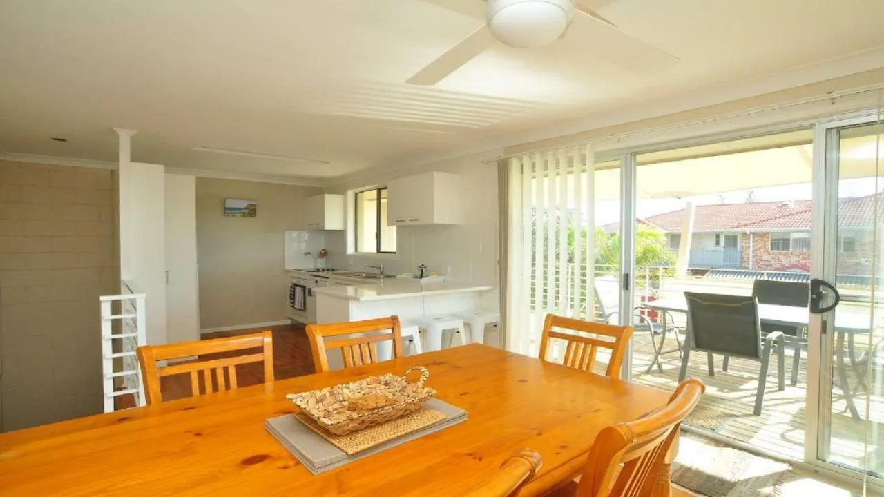 Villa At The Beach - Lennox Head